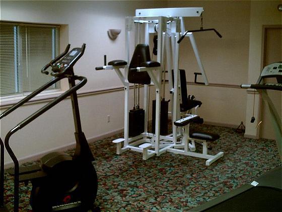Econo Lodge Inn & Suites Triadelphia - Wheeling Съоръжения снимка